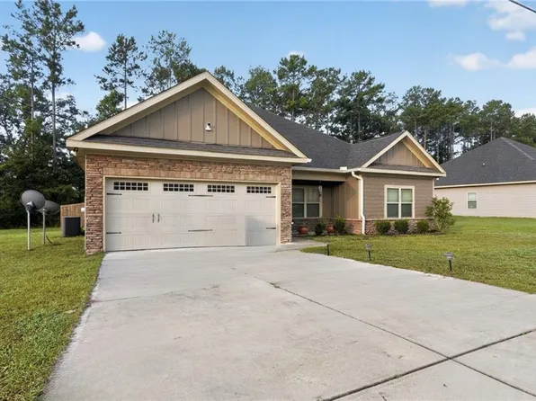 5 Fast Ln, Seale, AL 36875