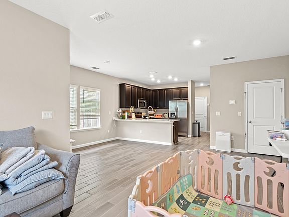 5th image of 2635 Sandy Dune Dr