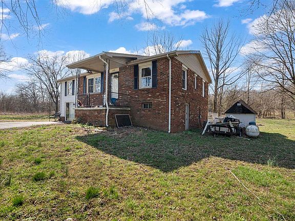 3rd image of 8991 Morgantown Rd