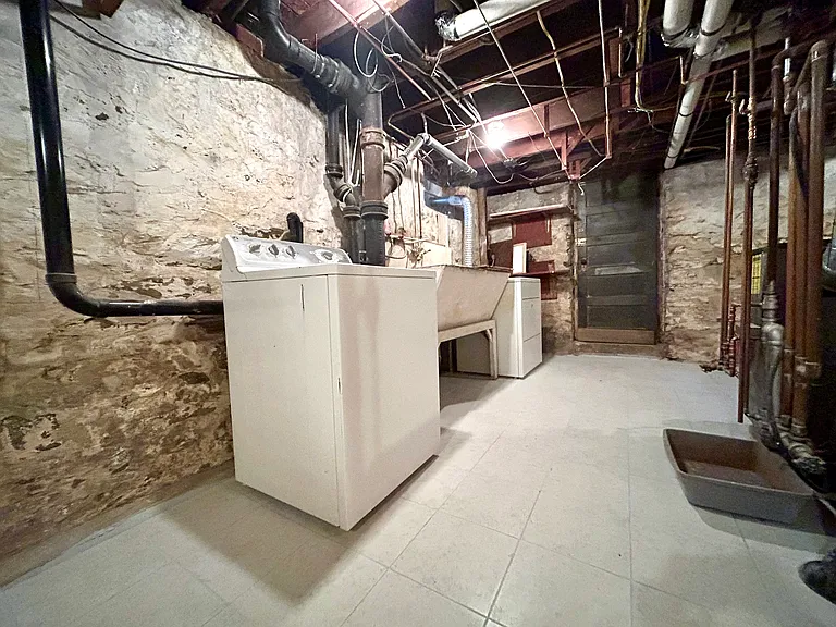 32 Wamsutta Ave — Photo 19