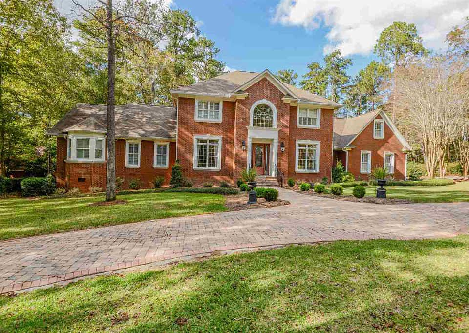 1st image of 2953 Golden Eagle Dr E