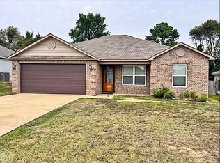 4110 Willow Ridge Dr, Jonesboro, AR 72405