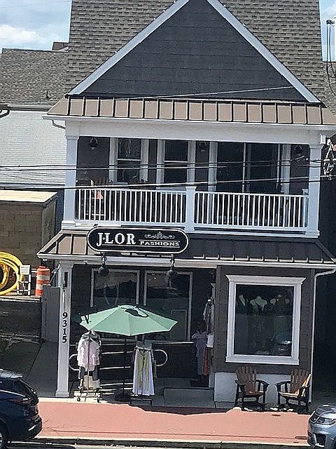 1st image of 9315 Ventnor Ave