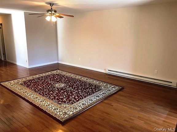 3rd image of 704 Village Dr
