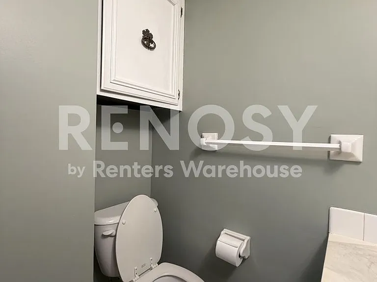 4648 Cedar Lake Rd S #1 — Photo 12