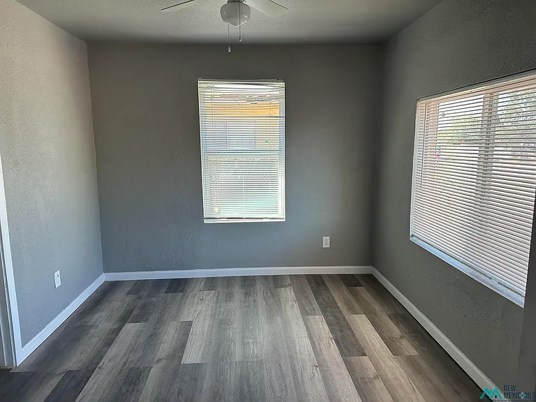 1009 S Lea Ave — Photo 9