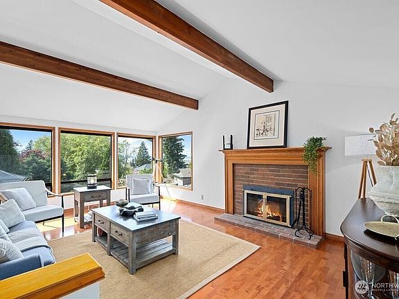 5th image of 902 7th Avenue S