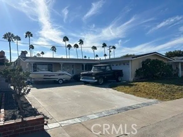 18301 Pammy Ln, Huntington Beach, CA 92648