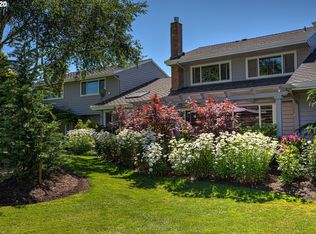 32055 SW Arbor Lake Dr, Wilsonville, OR 97070