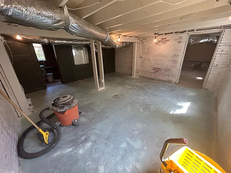 608 N McKinley Ave — Photo 21
