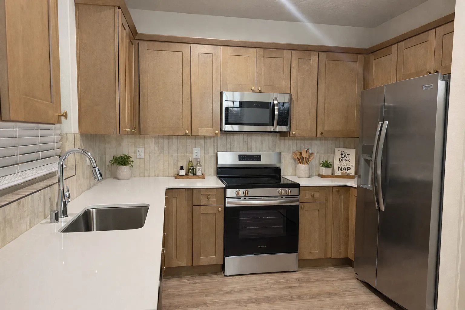 3 bed, 2.5 bath, 1473 sqft, $2,175 — Photo 2