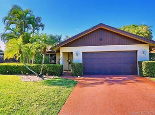 1331 Pinetta Cir, Wellington, FL 33414