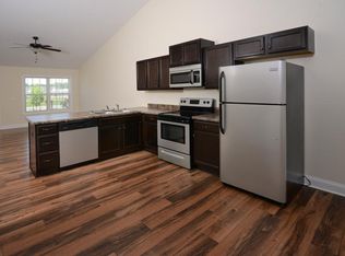 1400 Egan Ct #B, Greenville, NC 27834