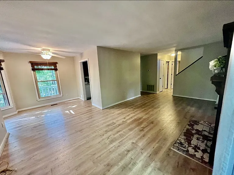 29 Hunters Way — Photo 8