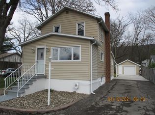 1409 Winterberry St, Altoona, PA 16602