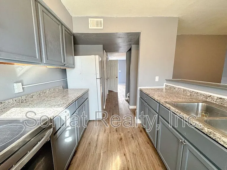 7760A N Coronet Ct — Photo 4