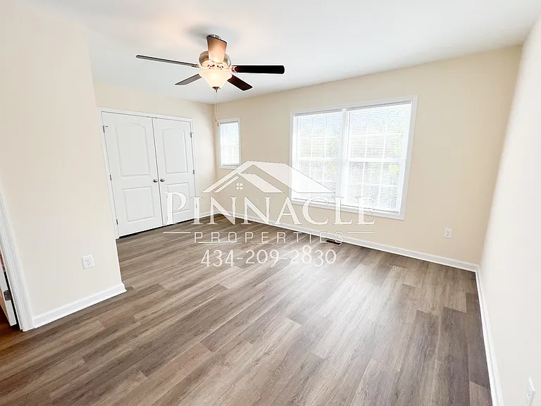 2305 Tazewell Ave #B — Photo 20