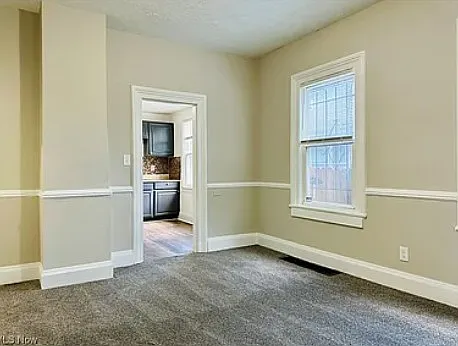 3 bed, 1260 sqft, $1,500 — Photo 3