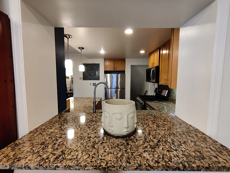 5837 Edgehill Dr #1 — Photo 12
