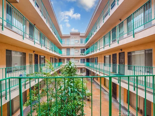 335 Cedar Ave Unit 206, Long Beach, CA 90802
