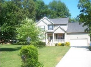 10121 Larkspur Dr, Ooltewah, TN 37363