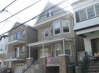 35 Bidwell Ave, Jersey City, NJ 07305