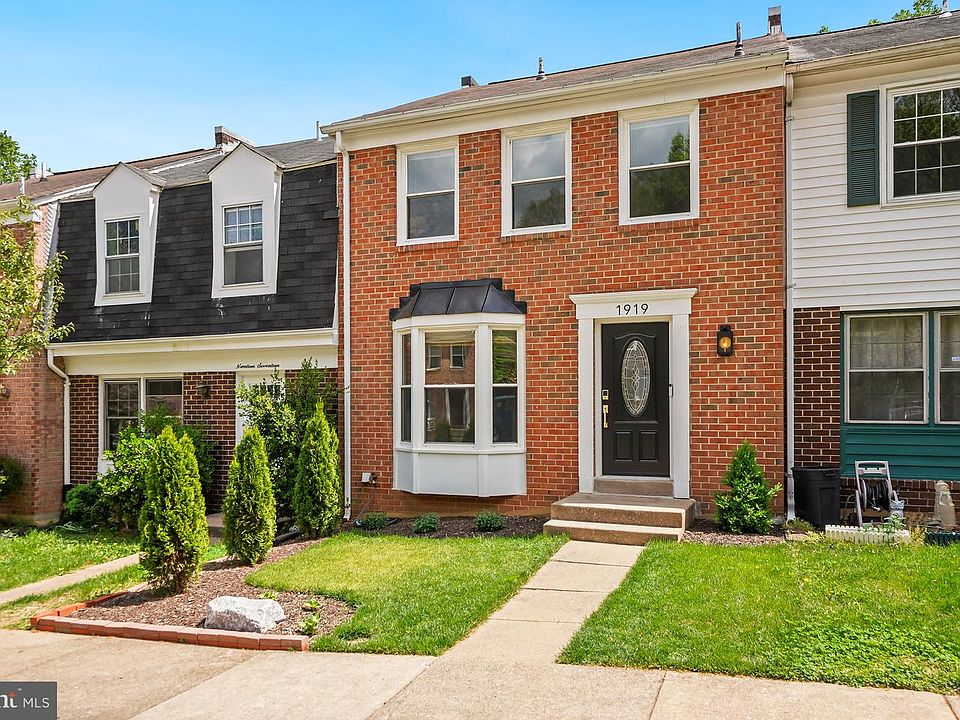 1st image of 1919 Mariner Ln