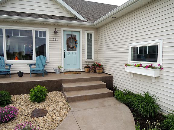 4th image of 551 Willow Bend Cir E