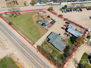 3304 N Middleton Rd, Nampa, ID 83651