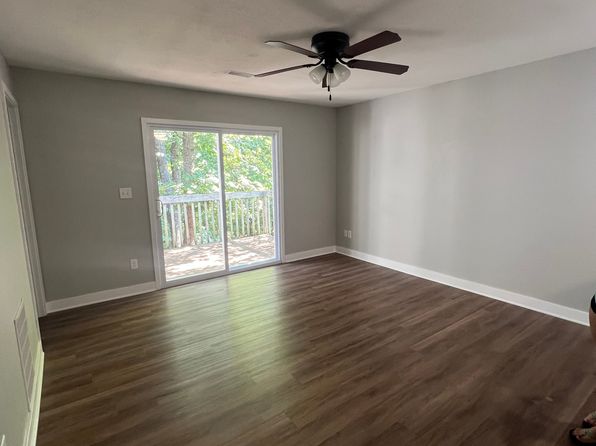 1068 Mace Rd