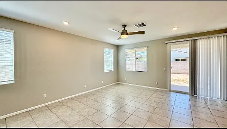 17381 W Daley Ln — Photo 7