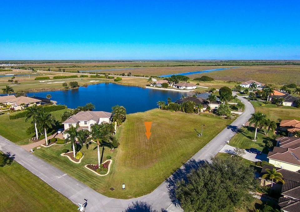 1st image of 18558 Royal Hammock Blvd #1