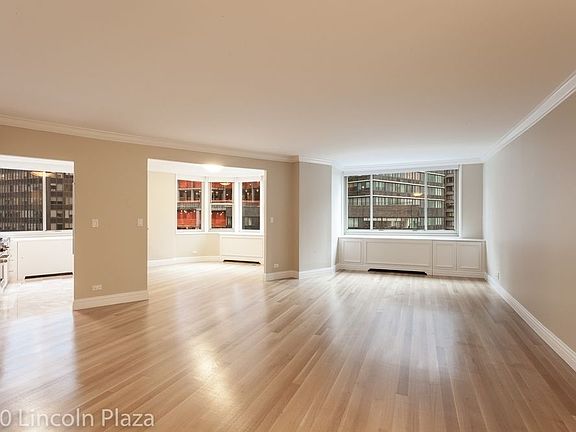 5th image of 30 W 63rd St APT 8H