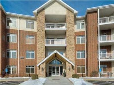 1776 Stieger Lake Ln APT 203, Victoria, MN, 55386