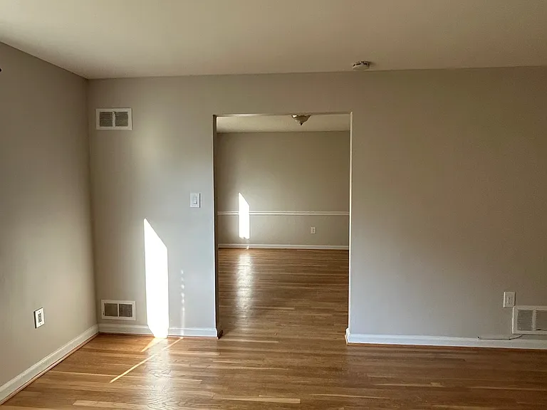 5319 Pooks Hill Rd — Photo 21