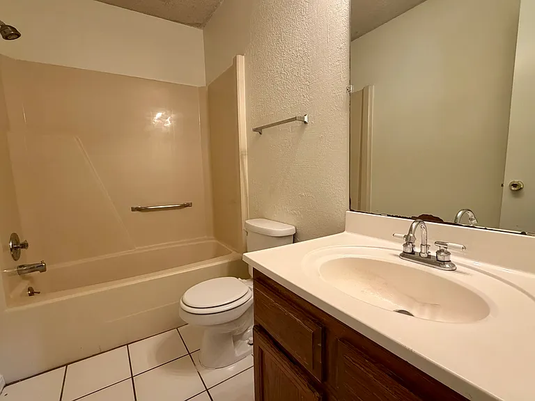 8206 N 122nd East Ave — Photo 10