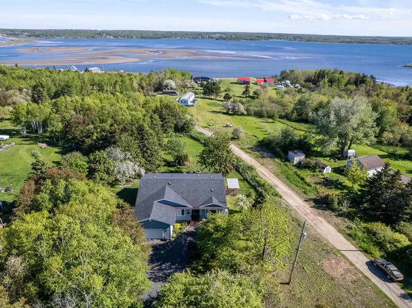 2660 Lingan Rd, Cape Breton, NS B1H 5E8