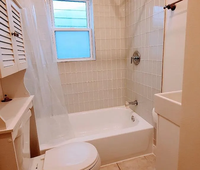 1915 11th St NW #1 — Photo 15