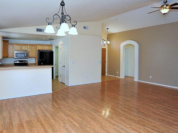 5th image of 10585 E Bonpland Willow Dr