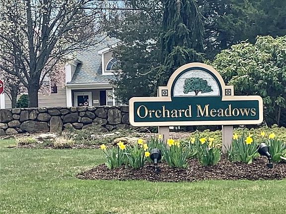 2nd image of 52 Orchard Meadows Dr