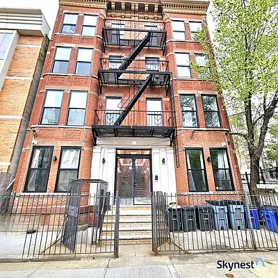 Rented by Skynest  | media 8