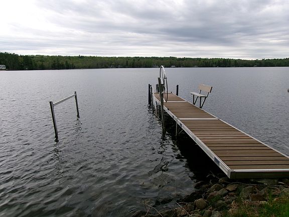 3rd image of 35 Heron Road