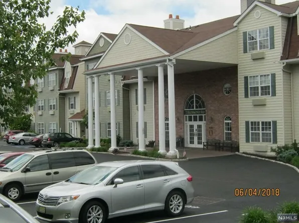 7406 Richmond Rd, West Milford, NJ 07480