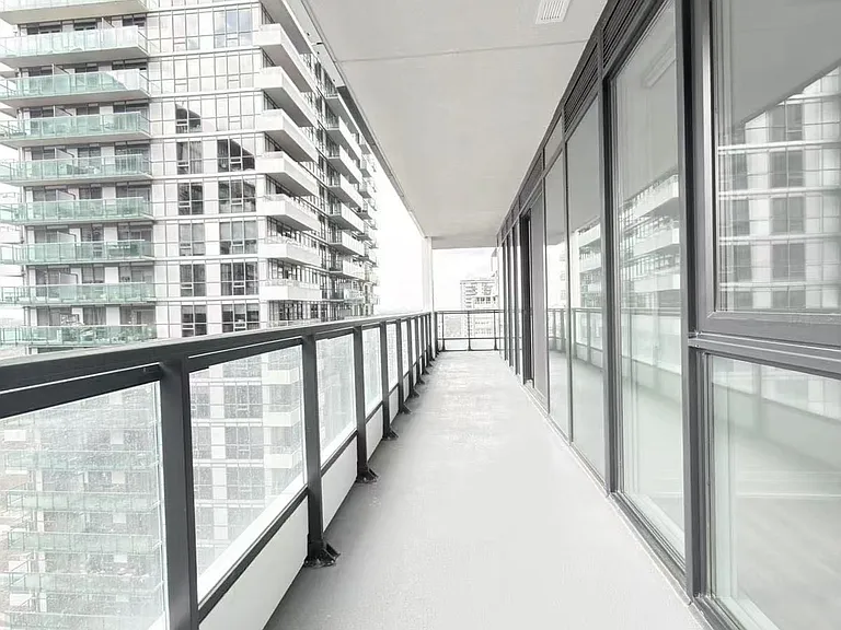 65 Broadway Ave #1609 — Photo 9