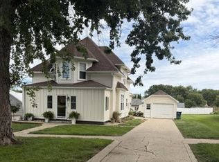407 Madison St, Remsen, IA 51050