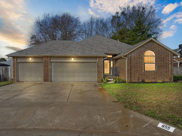 655 S York Court, Springfield, MO 65802