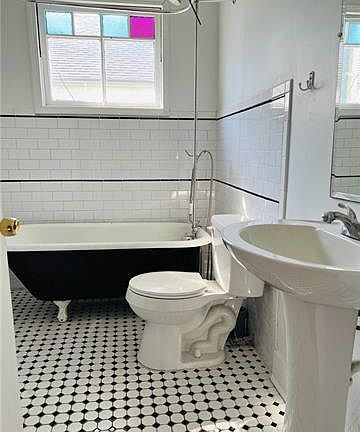 5th image of 1108 N Miro St