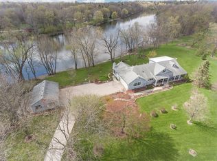 8055 Van Emmon Rd, Yorkville, IL 60560