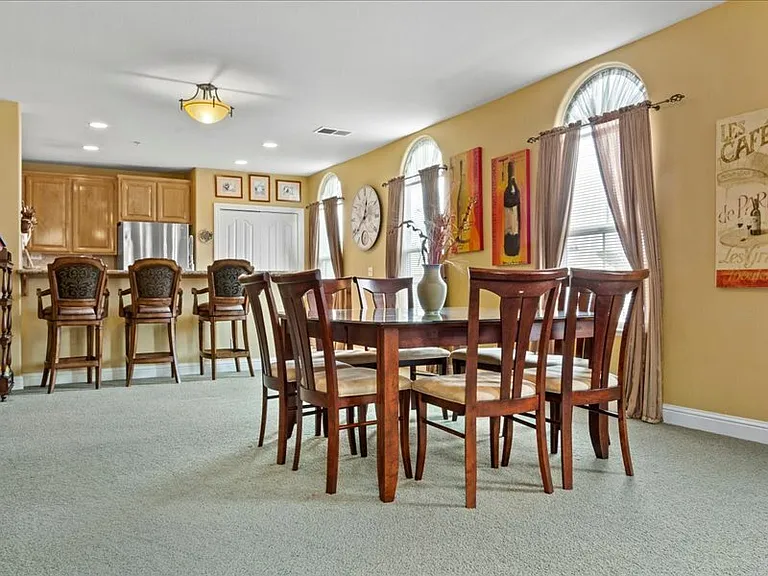 966 McClelland Dr — Photo 14