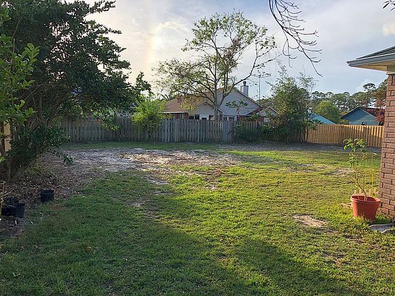 3rd image of 1005 Jamie Dr